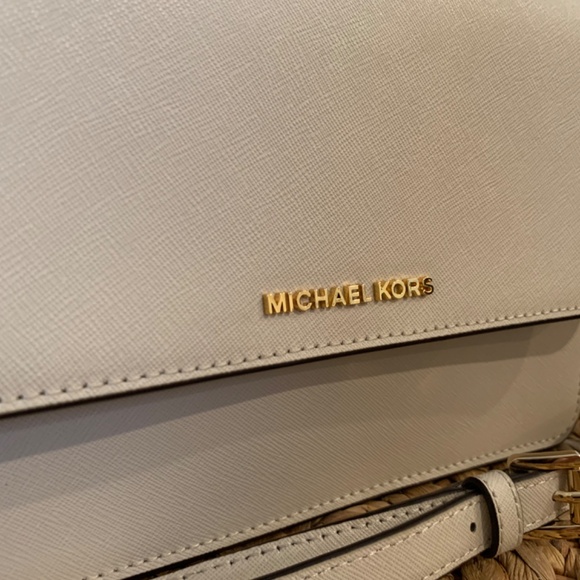 Michael Kors Leather Crossbody Flap Closure Cream/Gold Accents - Picture 2 of 10